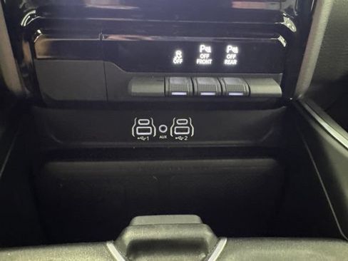 Used 2025 RAM 1500 Big Horn AWD/4WD image 47
