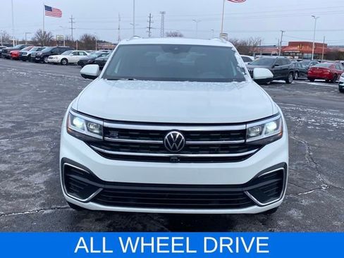 Used 2023 Volkswagen Atlas Cross Sport SEL Premium R-Line AWD/4WD image 2