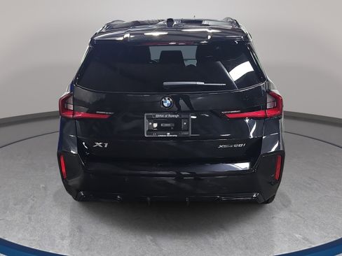 Used 2023 BMW X1 xDrive28i w/ Premium Package AWD/4WD image 7