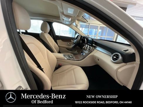 Used 2019 Mercedes-Benz C 300 4MATIC Sedan image 20