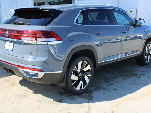 New 2026 Volkswagen Atlas Cross Sport SEL AWD/4WD image 6