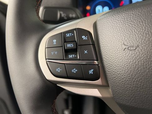 New 2026 Ford Explorer Active w/ Active Comfort Package AWD/4WD image 18