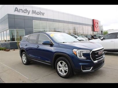 Used 2022 GMC Terrain SLE w/ Driver Convenience Package