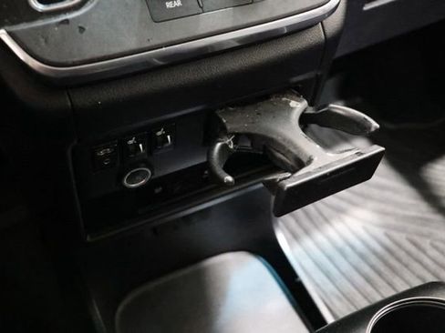 Used 2017 Toyota Sienna SE Premium FWD image 29