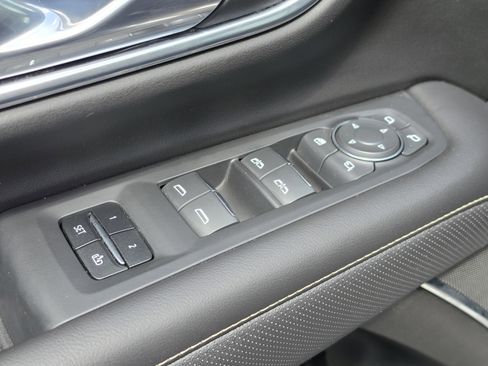 Used 2021 Chevrolet Tahoe Premier RWD image 22