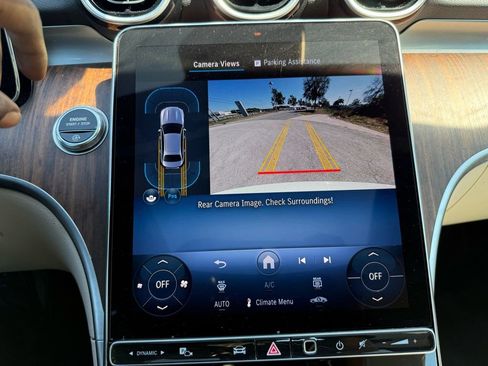 Used 2025 Mercedes-Benz C 300 4MATIC Sedan image 29