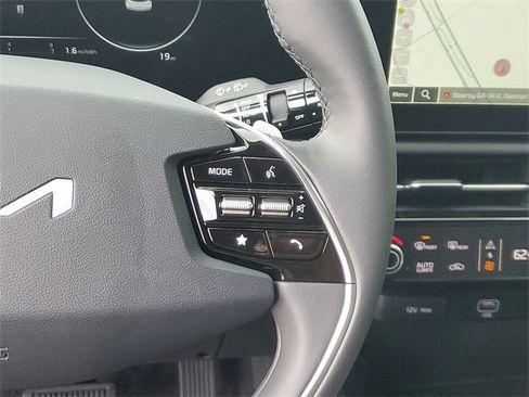 New 2025 Kia Niro Wind w/ Wind Preserve Package image 26