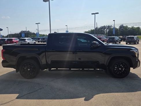 Used 2026 Toyota Tundra SR5 w/ SX Package RWD image 7