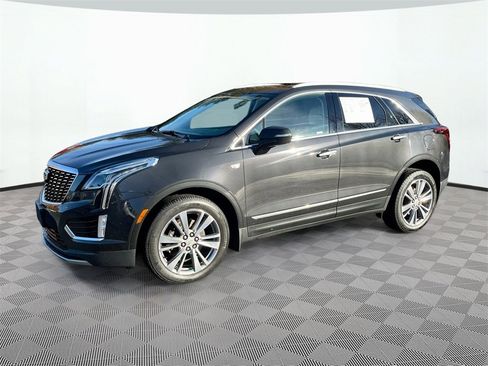 Used 2020 Cadillac XT5 Premium Luxury w/ LPO, Floor Liner Package image 34
