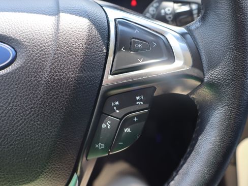 Used 2023 Ford Edge SEL w/ Sport Appearance Package AWD/4WD image 18