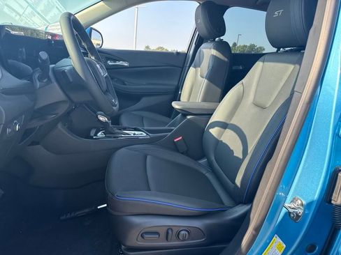 New 2026 Buick Encore GX Sport Touring w/ Advanced Technology Package image 17