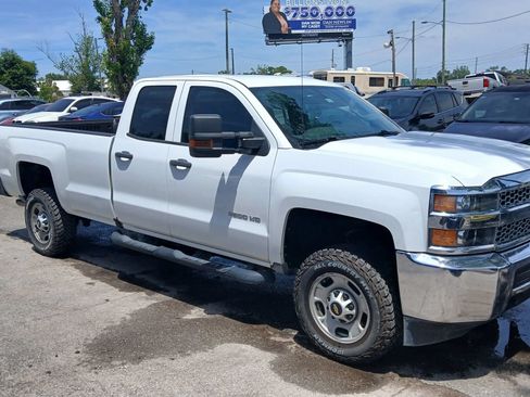 Used 2019 Chevrolet Silverado 2500 W/T w/ WT Convenience Package RWD image 7