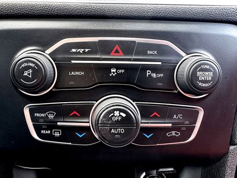 Used 2016 Dodge Charger SRT w/ Harman/Kardon Audio Group image 27