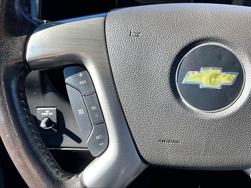 Used 2017 Chevrolet Express 2500 LS image 17