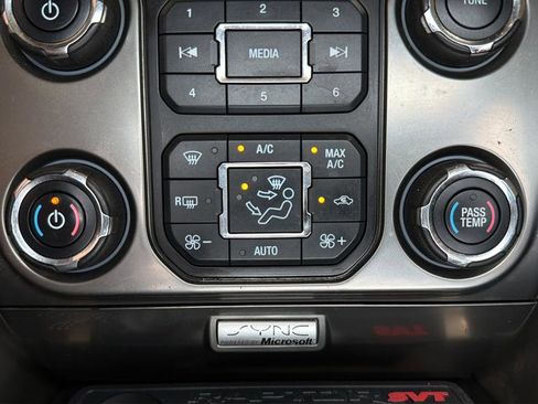 Used 2013 Ford F150 Raptor w/ Luxury Equipment Group image 28