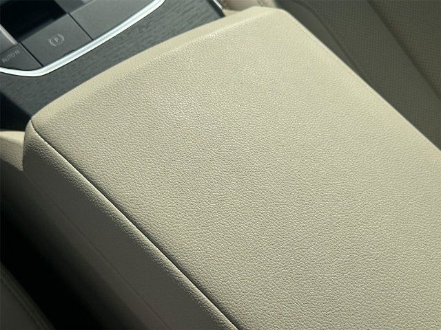 Certified 2023 BMW 330i xDrive Sedan w/ Premium Package AWD/4WD image 29