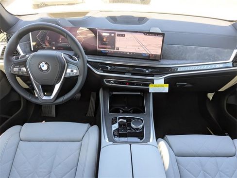 New 2026 BMW X5 xDrive40i w/ Climate Comfort Package image 16