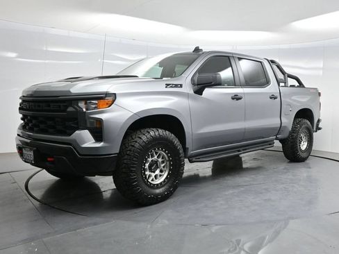 Used 2025 Chevrolet Silverado 1500 Custom Trail Boss w/ LPO, Dark Essentials Package AWD/4WD image 62