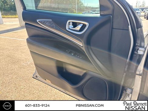 Used 2020 INFINITI QX60 Pure image 18