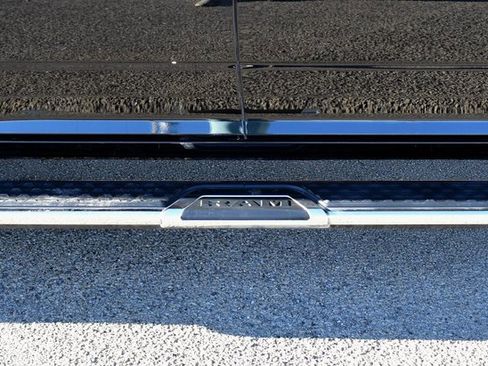 Used 2024 RAM 2500 Big Horn image 10