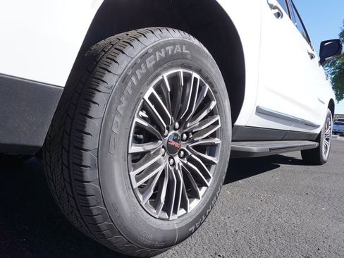 New 2026 GMC Yukon XL Elevation image 6