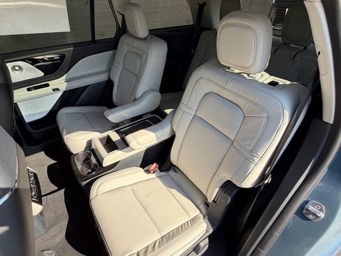 New 2025 Lincoln Aviator Reserve w/ Equipment Group 201A image 23