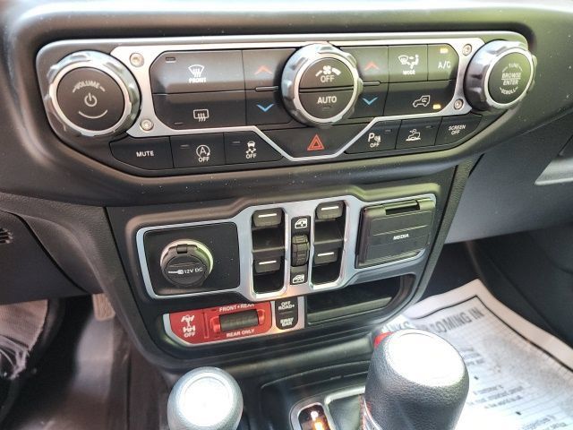 Used 2021 Jeep Gladiator Rubicon AWD/4WD image 23