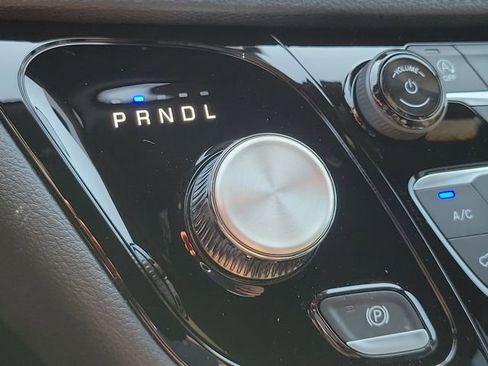 New 2026 Chrysler Pacifica Select image 27