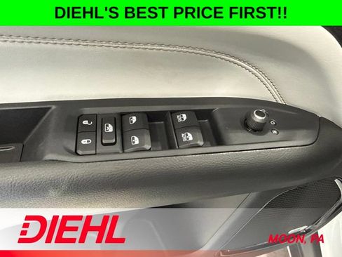 New 2026 Jeep Compass Limited w/ Sun, Sound & Navigation Group AWD/4WD image 22