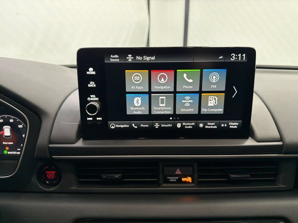 Used 2025 Honda Pilot Black Edition image 30