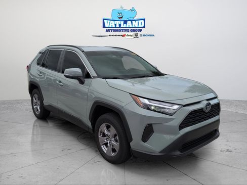 Used 2022 Toyota RAV4 XLE image 7