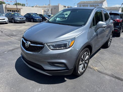 Used 2019 Buick Encore Essence AWD/4WD image 3