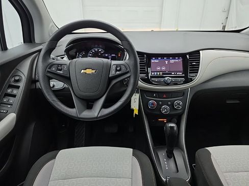 Certified 2020 Chevrolet Trax LS w/ Tint and Cruise Package FWD image 17