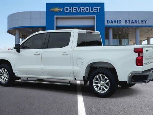 Used 2025 Chevrolet Silverado 1500 LT w/ Z71 Off-Road Package AWD/4WD image 6