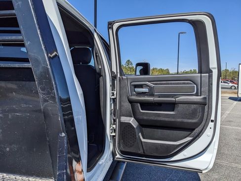 Used 2024 RAM 3500 SLT w/ Quick Order Package 2YG SLT image 48