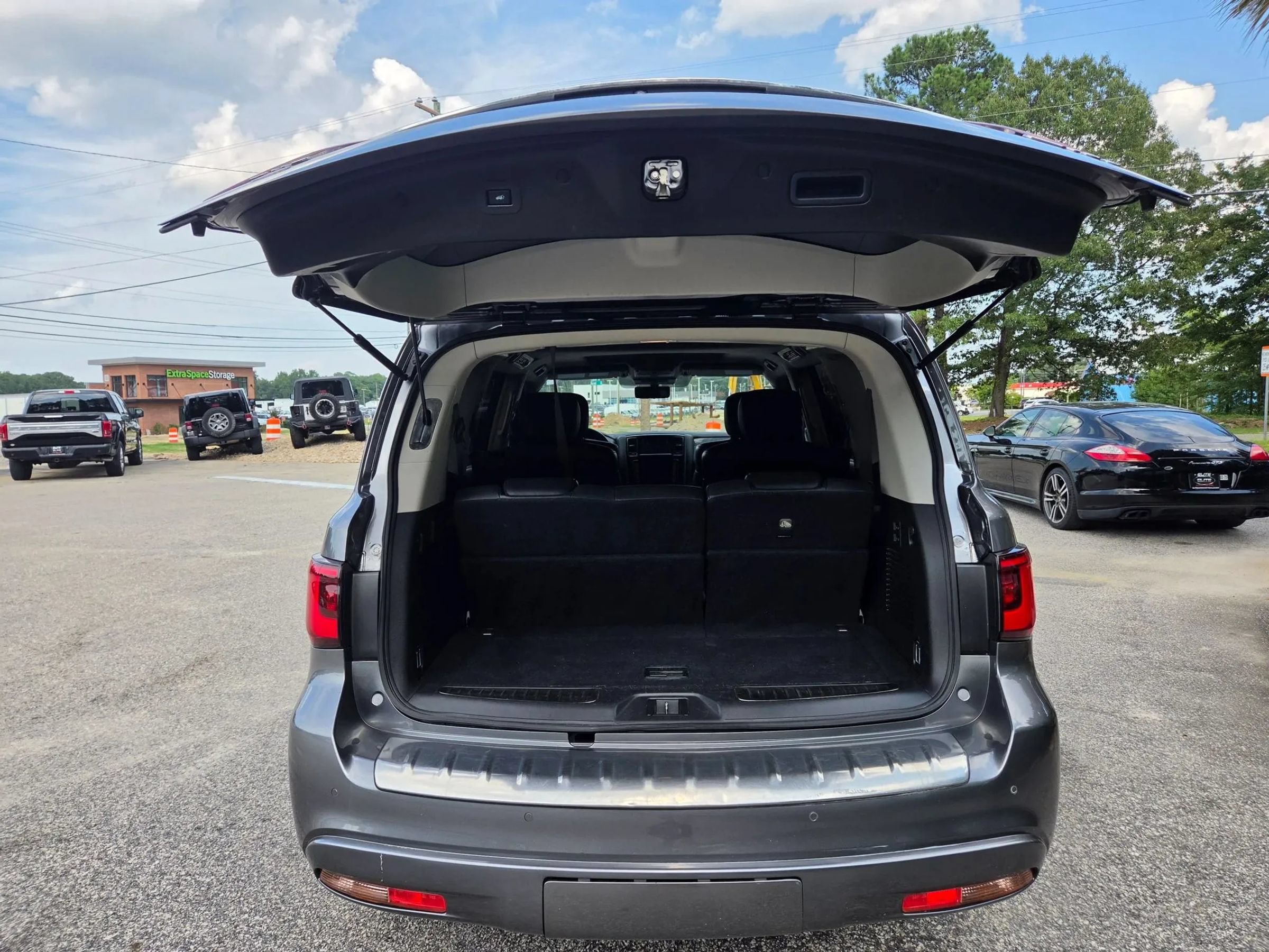 Used 2020 INFINITI QX80 Luxe w/ Proassist Package AWD/4WD image 13