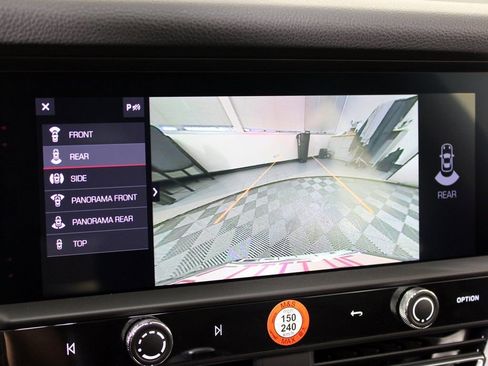 Certified 2026 Porsche Macan AWD/4WD image 27