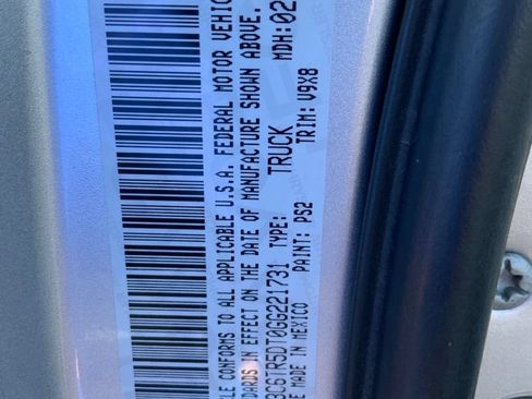 Used 2016 RAM 2500 SLT AWD/4WD image 28
