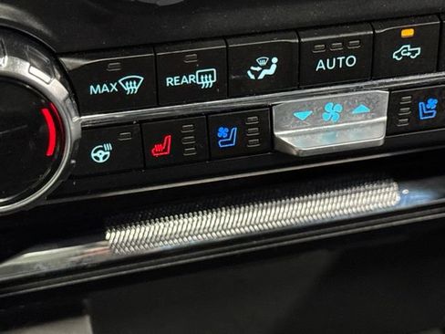Used 2024 Ford F150 Lariat AWD/4WD image 6