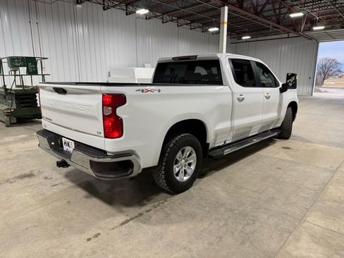 Used 2022 Chevrolet Silverado 1500 LT w/ Protection Package image 6