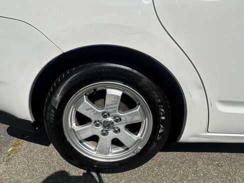 Used 2009 Toyota Prius w/ Pkg 2 FWD image 13
