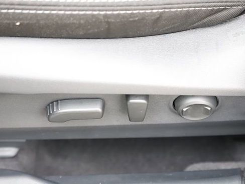 Used 2025 Subaru Outback Premium AWD/4WD image 13