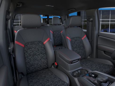 New 2025 Chevrolet Colorado Z71 w/ Technology Package image 17