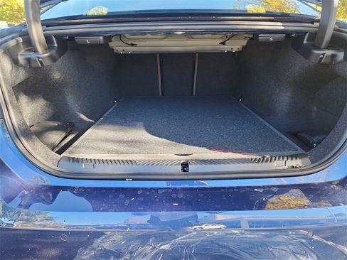 New 2026 BMW 530i xDrive w/ Premium Package image 33