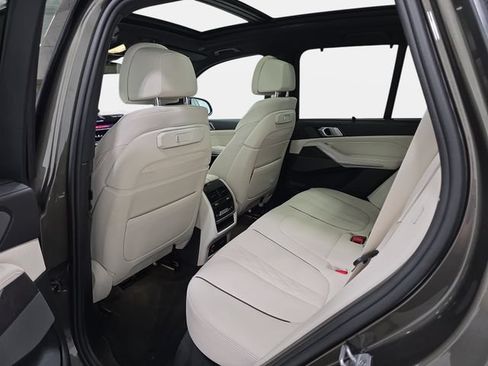 Certified 2024 BMW X5 M60i AWD/4WD image 10
