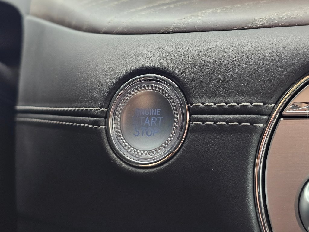 Certified 2023 Genesis G90 3.5T AWD/4WD image 17