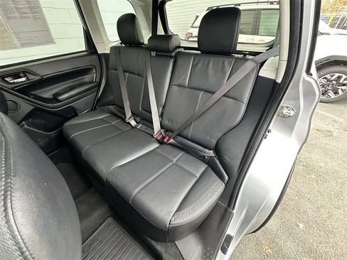 Used 2017 Subaru Forester 2.5i Touring image 14