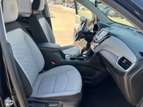 Used 2021 Chevrolet Equinox LT image 14