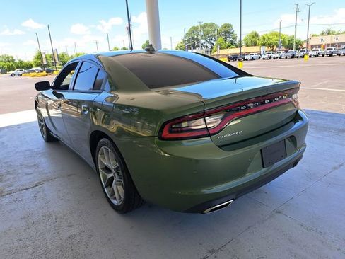 Used 2023 Dodge Charger SXT w/ Plus Group RWD image 4