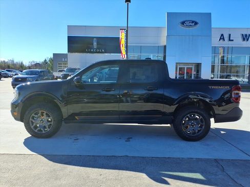 New 2025 Ford Maverick Tremor image 2